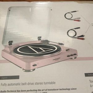 Fully automatic Belt-Drive Stero turntable